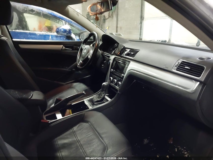 2012 Volkswagen Passat 2.5L Se