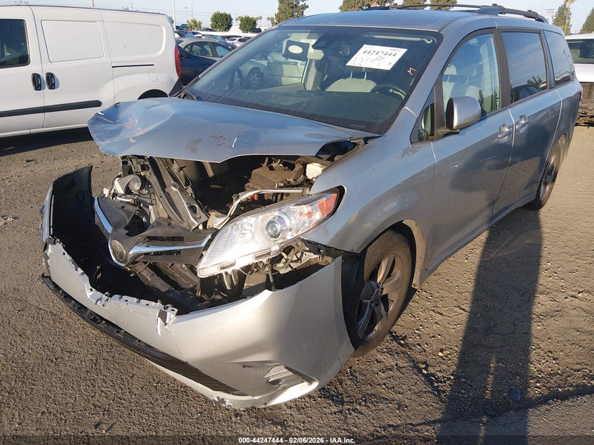 2020 Toyota Sienna Le 5TDKZ3DC6LS068552 photo 1