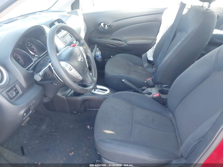 2015 Nissan Versa 1.6 Sv