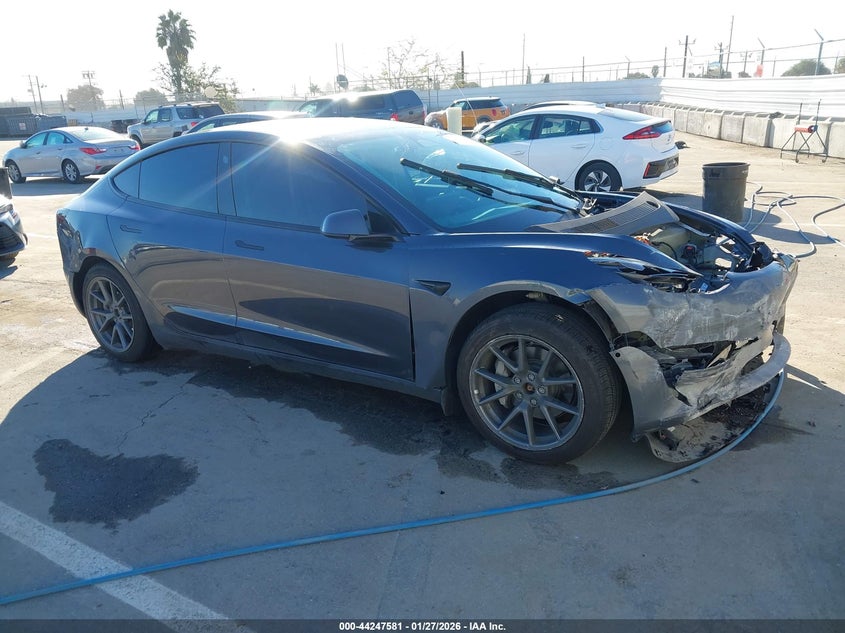 2022 Tesla Model 3 Long Range Dual Motor All-Wheel Drive