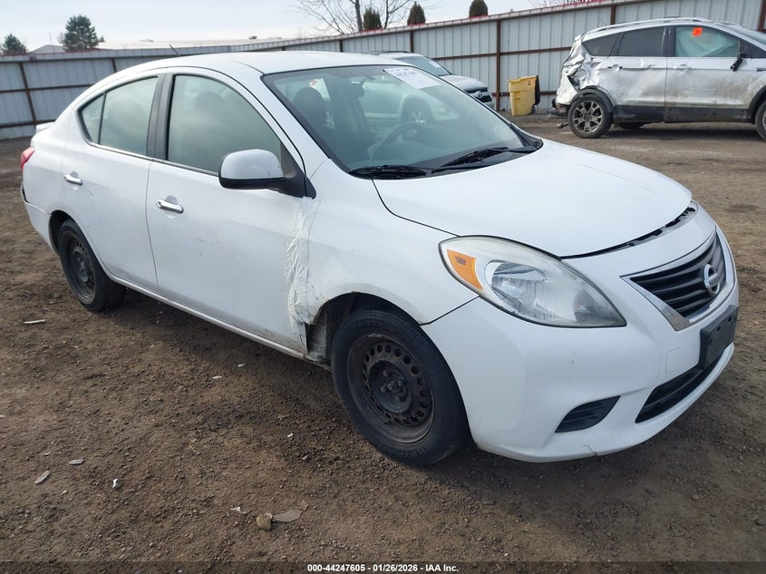2014 Nissan Versa 1.6 Sv