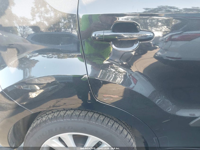 2013 Kia Soul + VIN: KNDJT2A67D7482635 Lot: 44247910