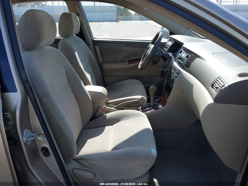 2004 Toyota Corolla Le