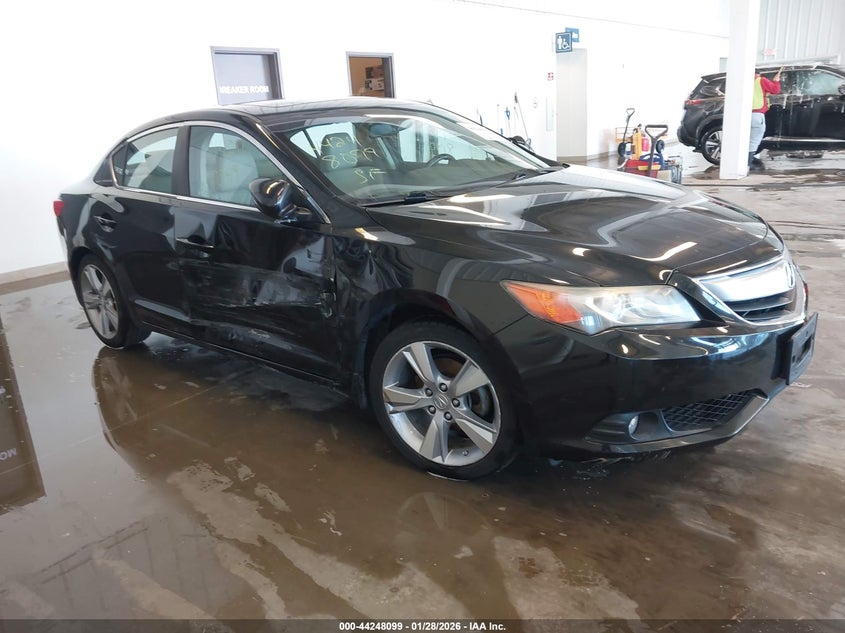 2013 ACURA ILX 2.0L