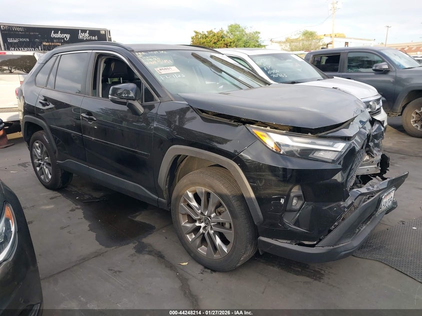 2022 Toyota Rav4 Xle Premium