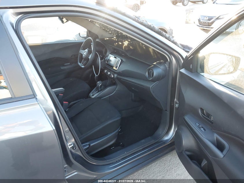 2023 Nissan Kicks S Xtronic Cvt