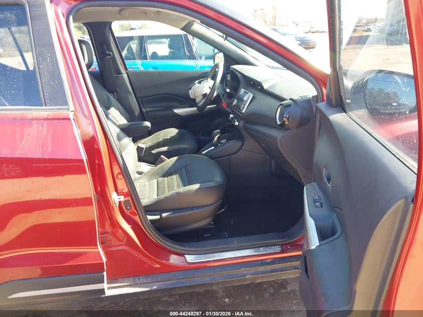 2019 Nissan Kicks Sr