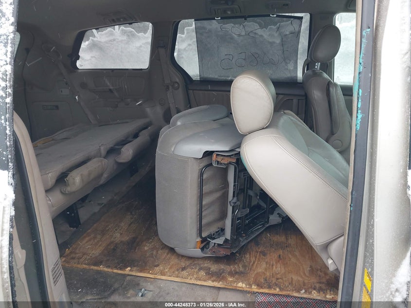 2004 Toyota Sienna Xle