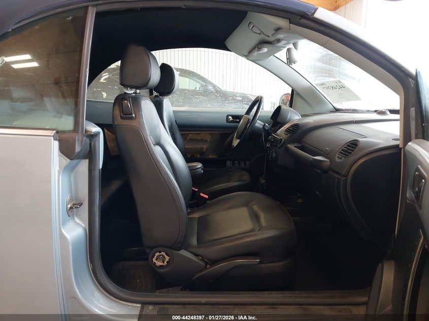 2009 Volkswagen New Beetle 2.5L