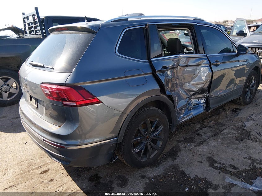 2024 Volkswagen Tiguan 2.0T Se/2.0T Wolfsburg Edition