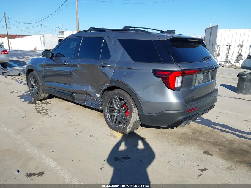 2025 Ford Explorer St