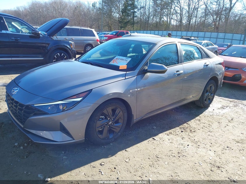 2022 Hyundai Elantra Sel