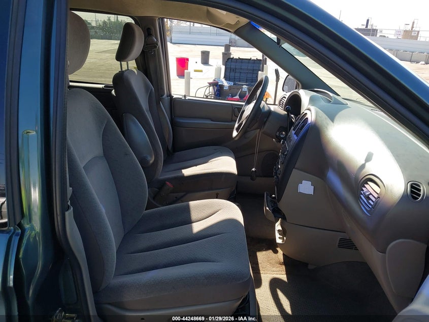 2002 Dodge Grand Caravan Sport