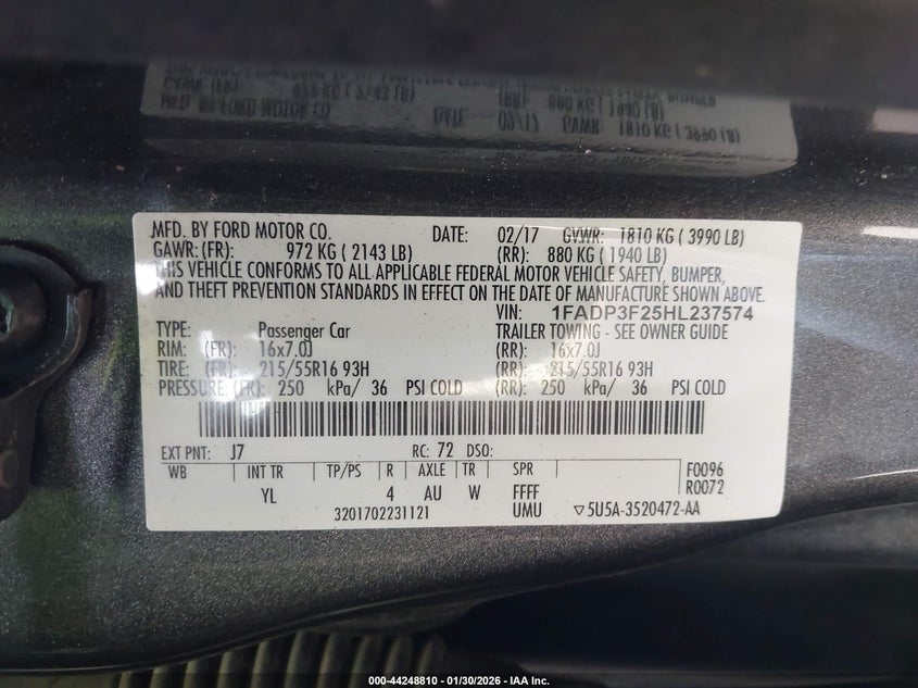VIN 1FADP3F25HL237574 2017 FORD FOCUS SE