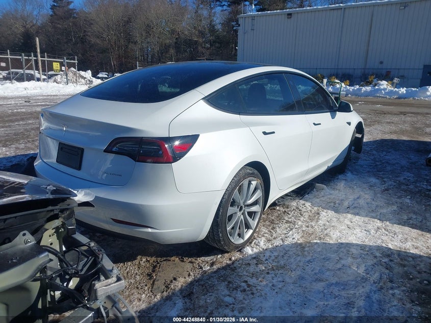 2022 TESLA MODEL 3 auction photo 4