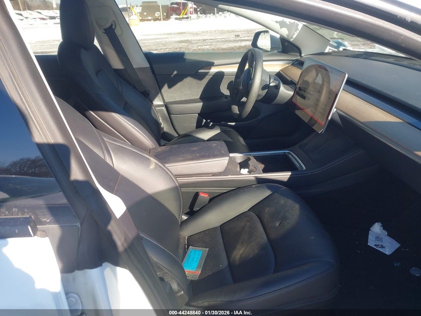 2022 TESLA MODEL 3 auction photo 5