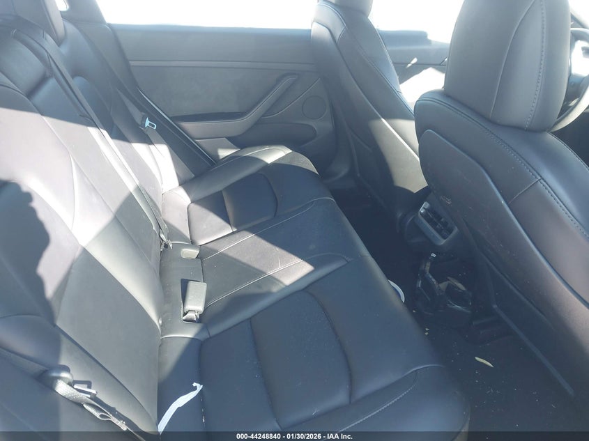 2022 TESLA MODEL 3 auction photo 8
