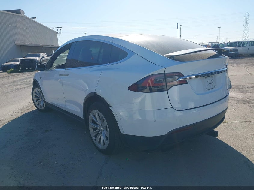 Vin: 5yjxcbe44gf000544, lot: 44745000, tesla model x 75d/p100d/p90d 20163
