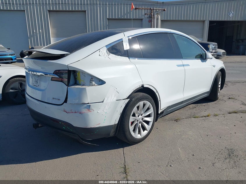 Vin: 5yjxcbe44gf000544, lot: 44745000, tesla model x 75d/p100d/p90d 20164