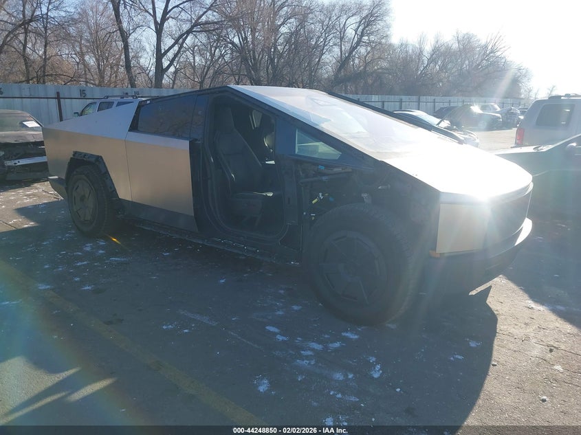 2025 TESLA CYBERTRUCK CYBERBEAST