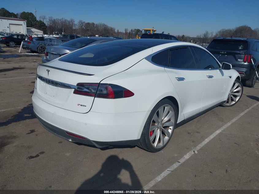 Vin: 5yjsa1dp7dfp28893, lot: 44745019, tesla model s performance 20134
