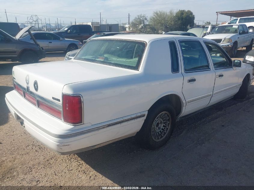 1995 Lincoln Town Car Executive
