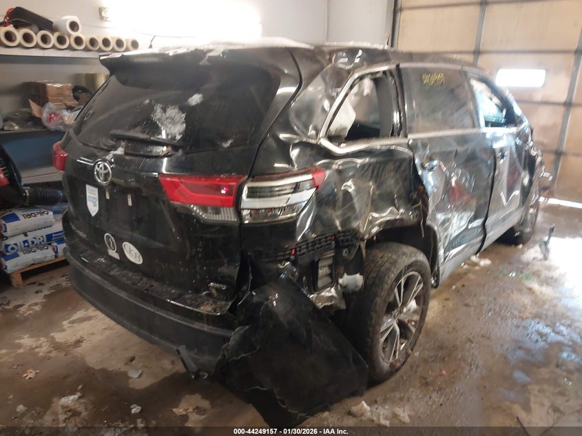 2019 Toyota Highlander Le