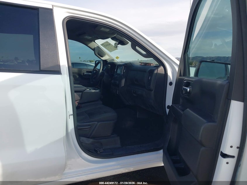 2022 Chevrolet Silverado 1500 2Wd Short Bed Custom