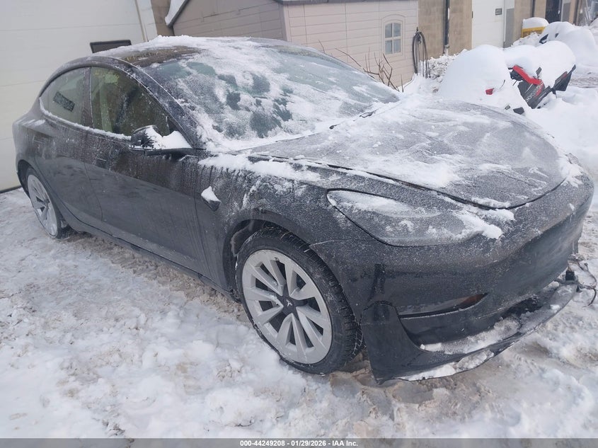 2022 Tesla Model 3 Rear-Wheel Drive