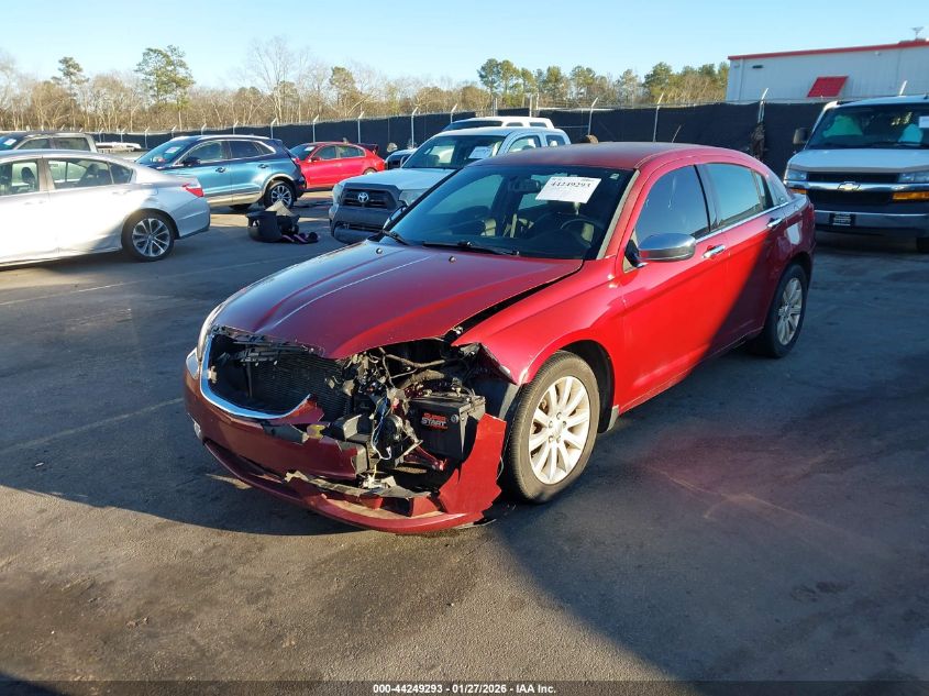 2013 Chrysler 200 Limited
