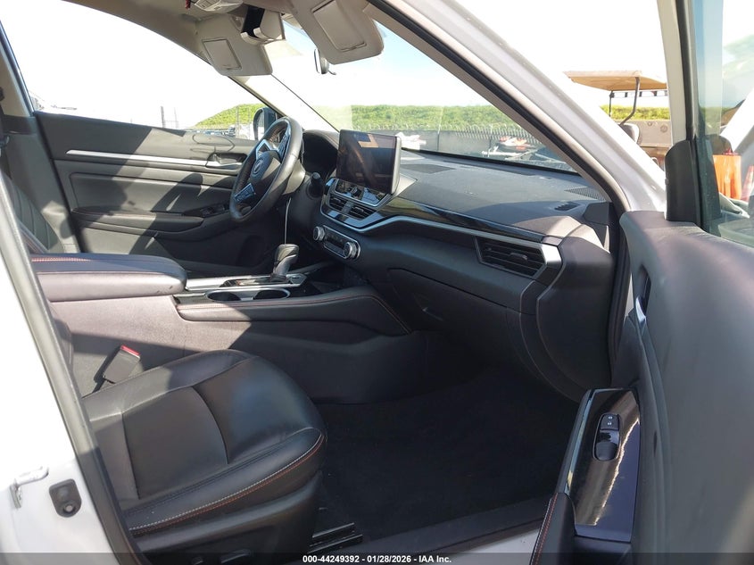 2024 Nissan Altima Sr Fwd