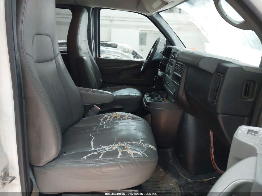 2012 Chevrolet Express 2500 Ls