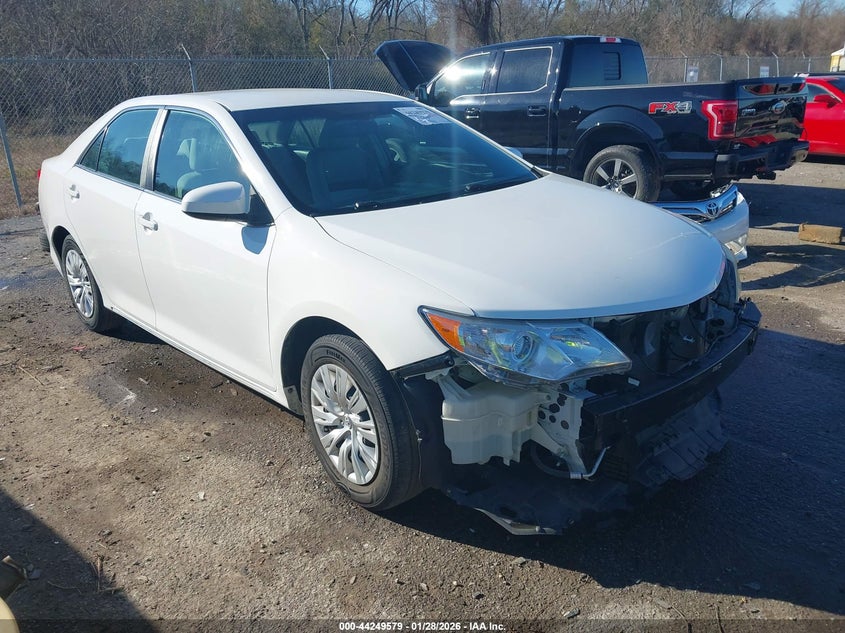 2014 Toyota Camry Le