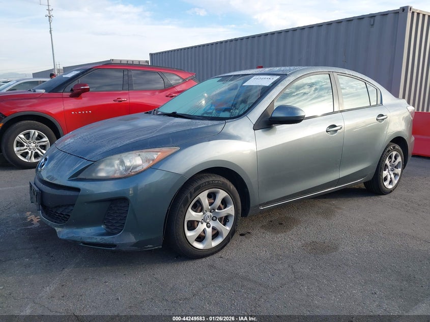 2013 Mazda Mazda3 I Sv