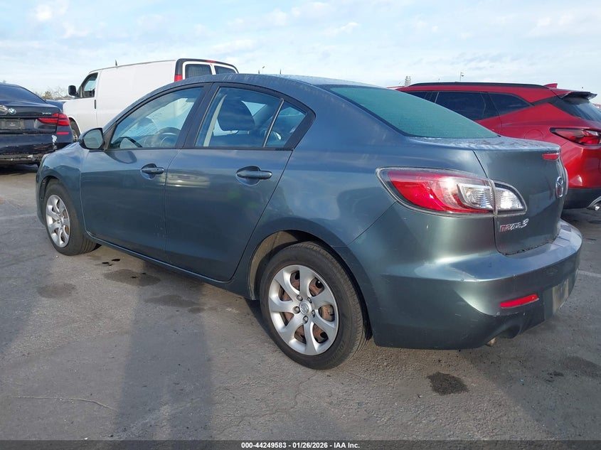 2013 Mazda Mazda3 I Sv