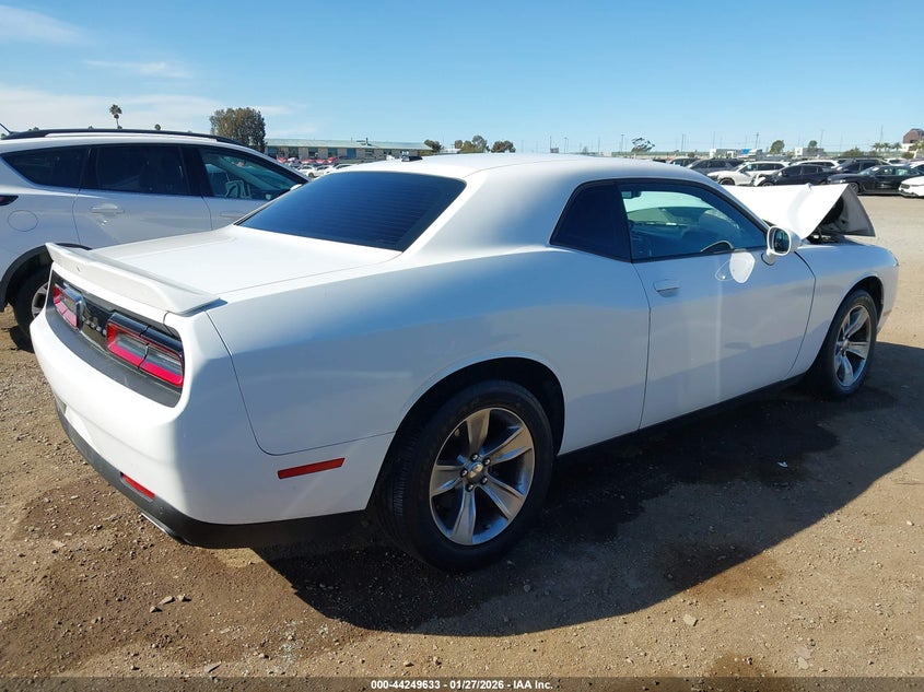 2020 Dodge Challenger Sxt