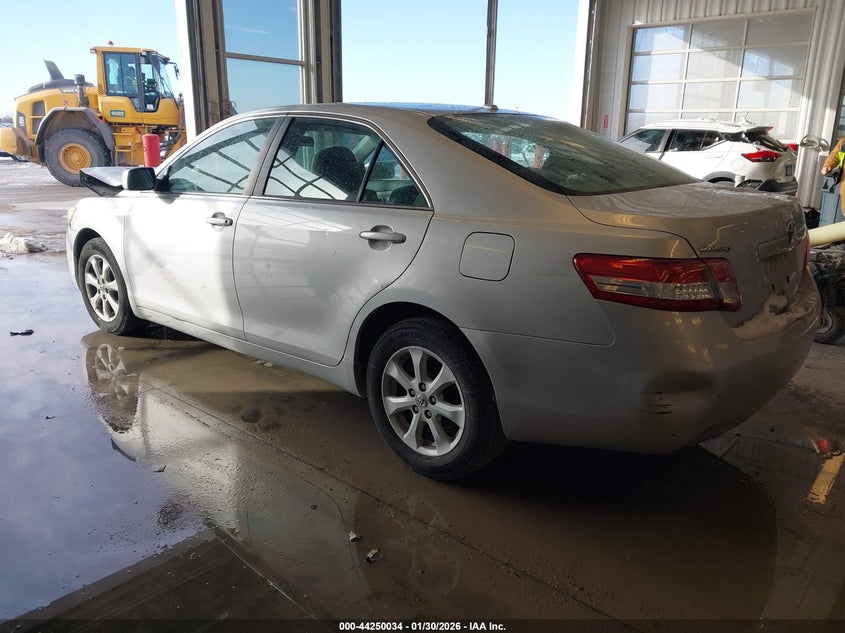 2011 Toyota Camry Le
