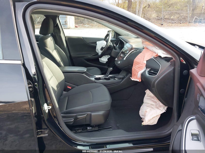 2017 Chevrolet Malibu 1Lt