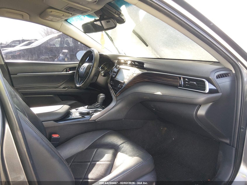 2018 Toyota Camry Hybrid Xle