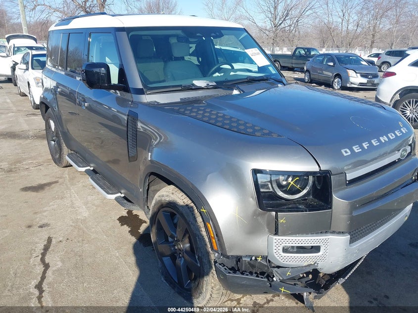 2024 Land Rover Defender 110 P400 S