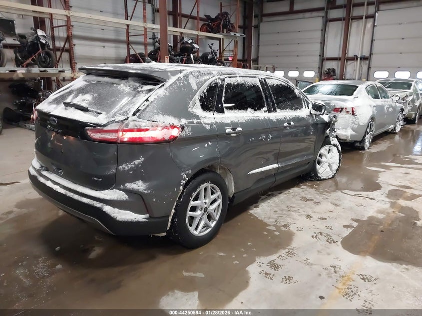2023 Ford Edge Sel