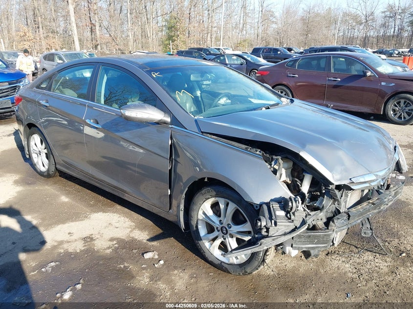 5NPEC4AC7DH679108 2013 Hyundai Sonata Limited auction photo 1