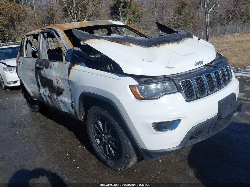 2020 Jeep Grand Cherokee Laredo E 4X4