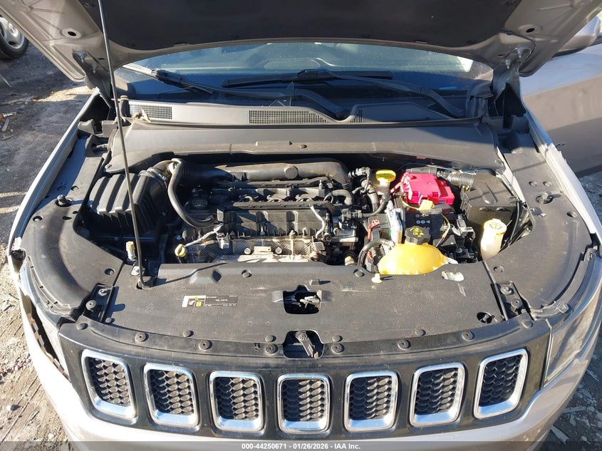 VIN 3C4NJCBB4KT636347 2019 JEEP COMPASS SUN AND WHEEL FWD