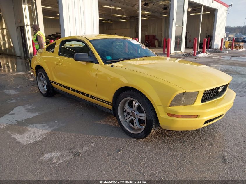 2005 Ford Mustang V6 Deluxe/V6 Premium