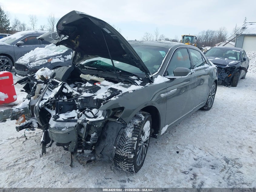 2017 Lincoln Continental Select