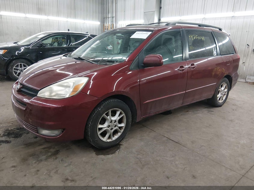 2005 Toyota Sienna Xle