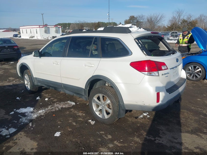 2013 Subaru Outback 3.6R Limited