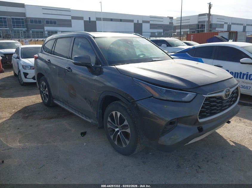 2022 Toyota Highlander Xle