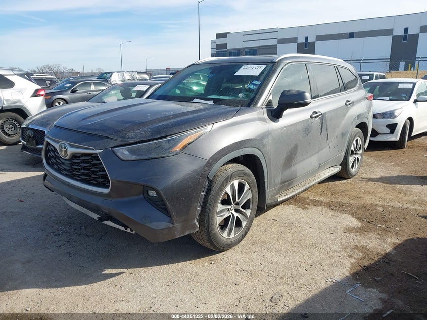 2022 Toyota Highlander Xle